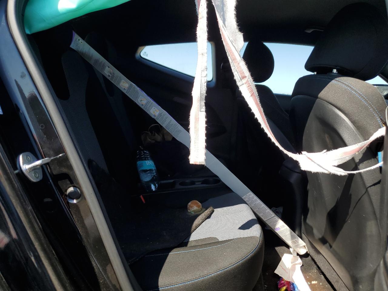 HYUNDAI VELOSTER BASE