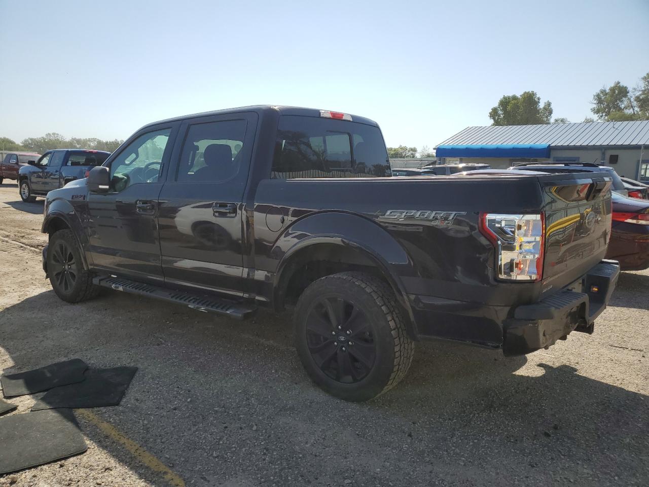 FORD F-150 SUPERCREW