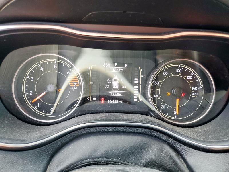 2019 JEEP CHEROKEE LATITUDE 1C4PJLCB5KD297448