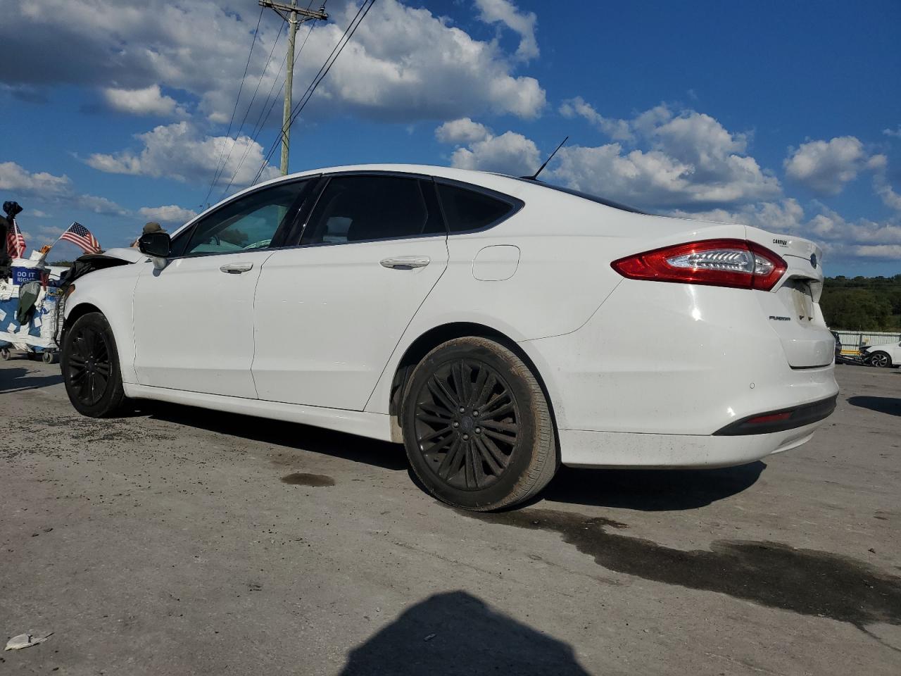 FORD FUSION SE