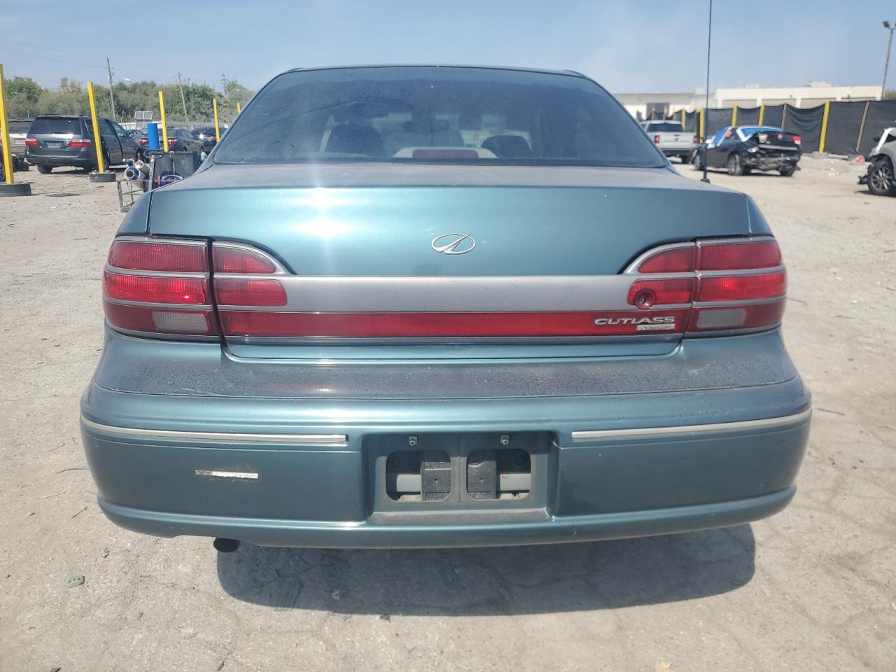Lot #3259004036 1999 OLDSMOBILE CUTLASS GL