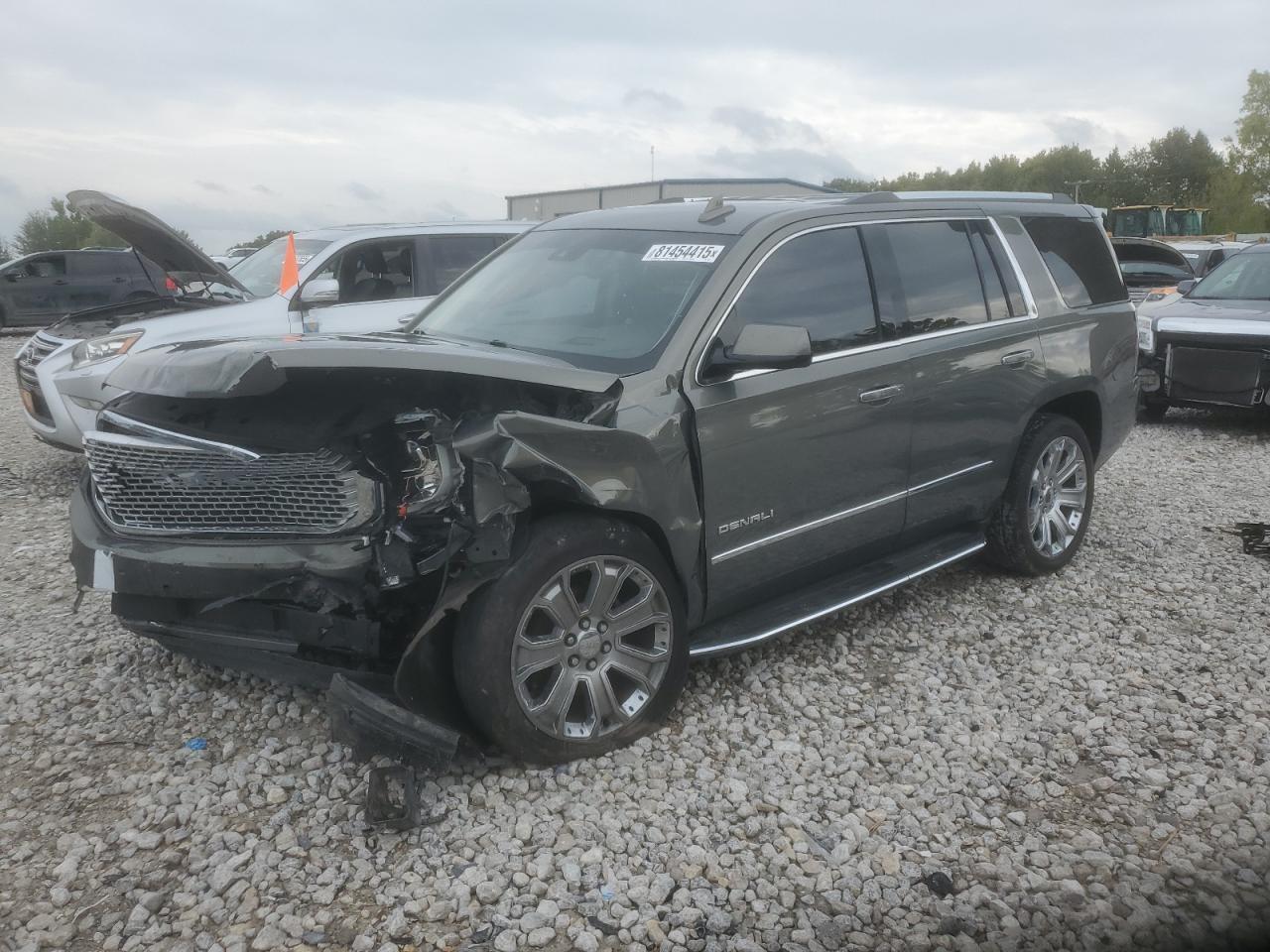  Salvage GMC Yukon