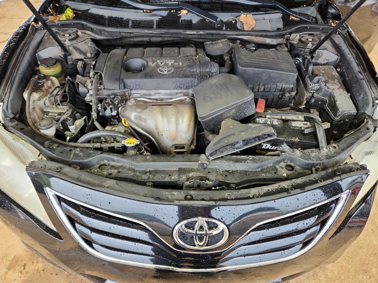 TOYOTA CAMRY BASE