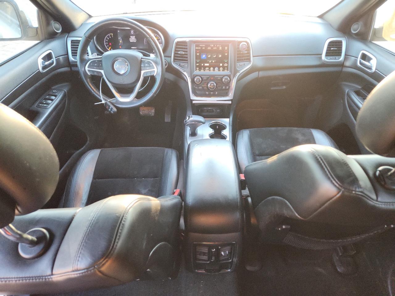 JEEP GRAND CHEROKEE LAREDO