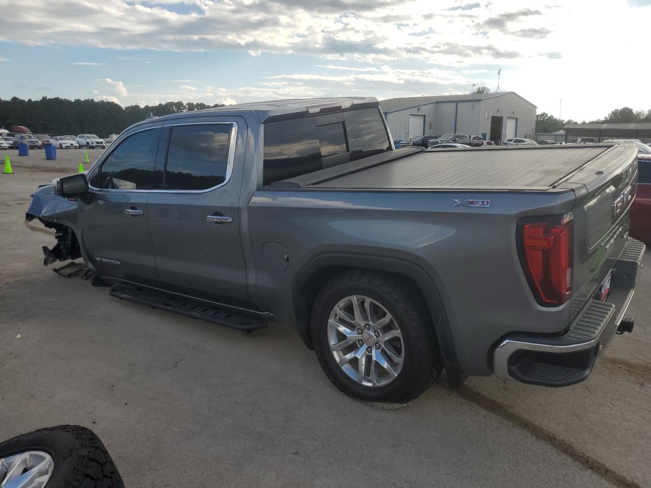 GMC SIERRA 1500 K1500 SLT