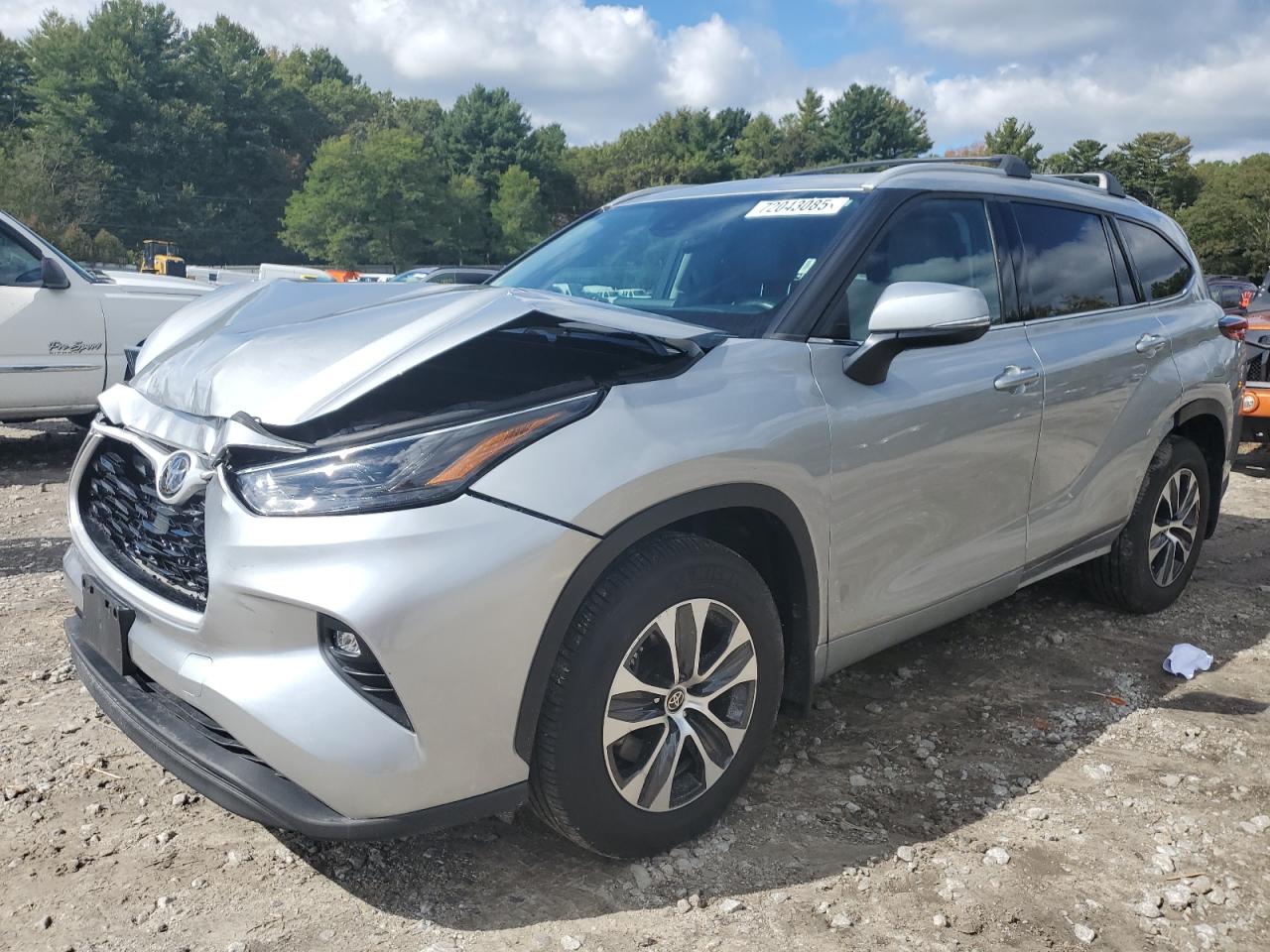 TOYOTA HIGHLANDER XLE