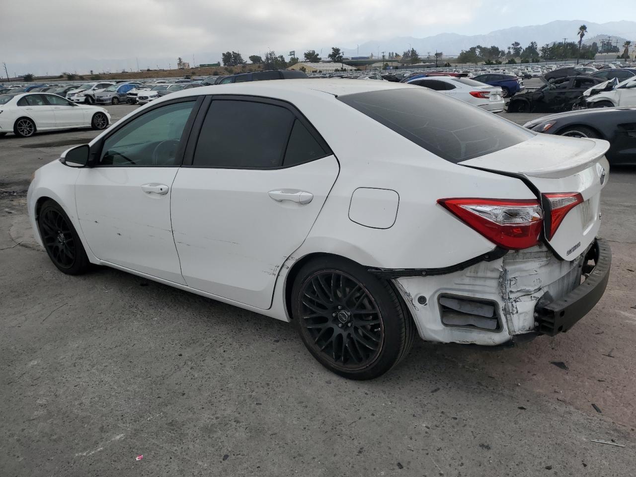 Lot #3303044601 2015 TOYOTA COROLLA L