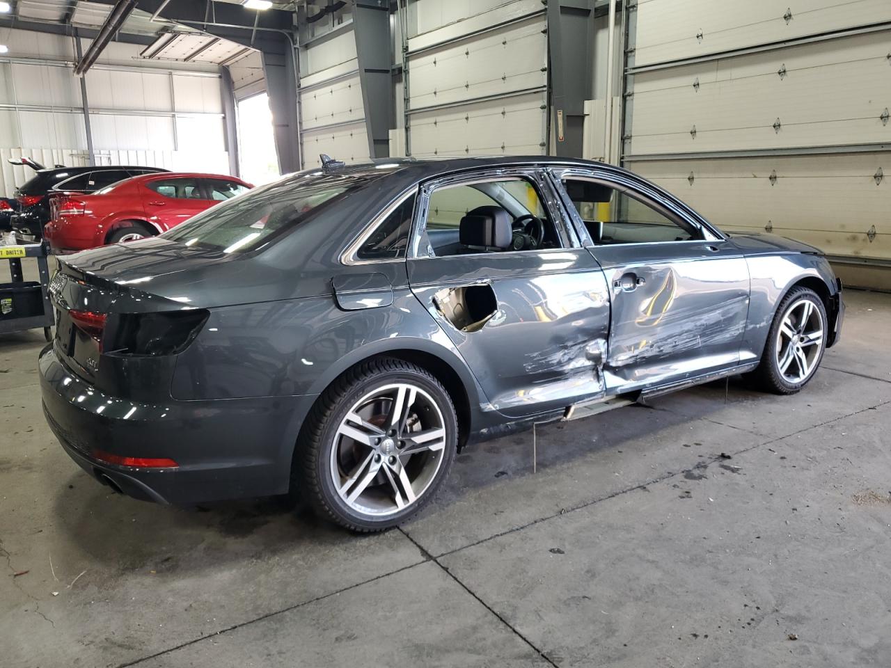 AUDI A4 PREMIUM PLUS