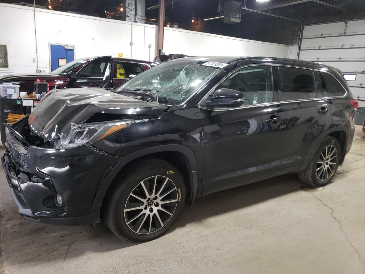 TOYOTA HIGHLANDER SE