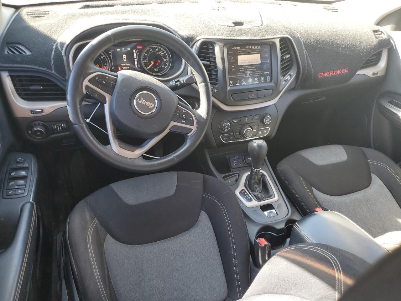 JEEP GRAND CHEROKEE LATITUDE