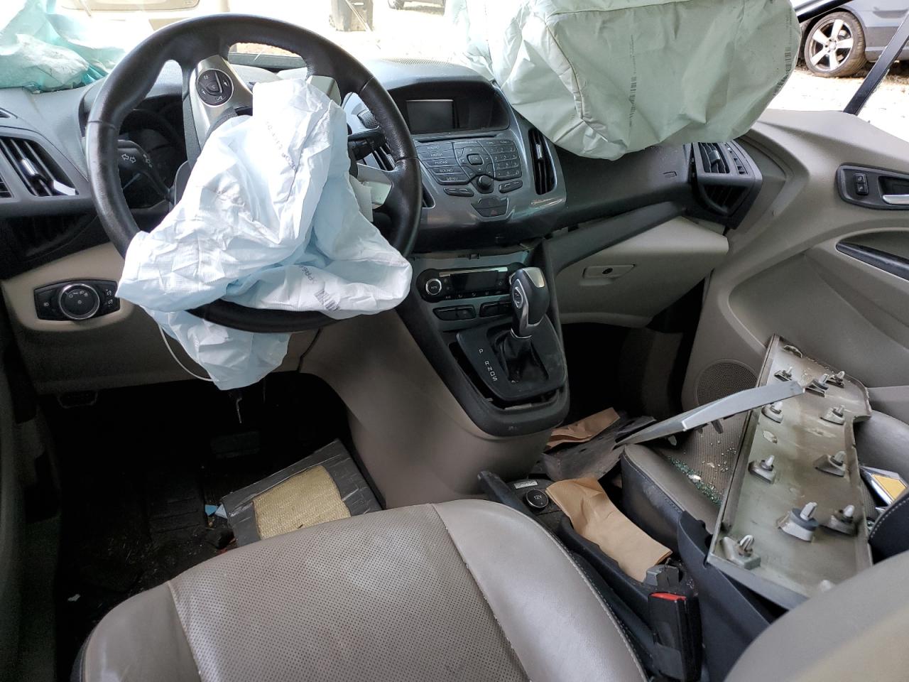 FORD TRANSIT CONNECT TITANIUM