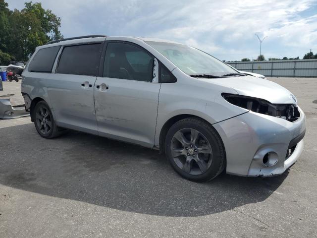 2016 TOYOTA SIENNA SE 5TDXK3DC2GS750246