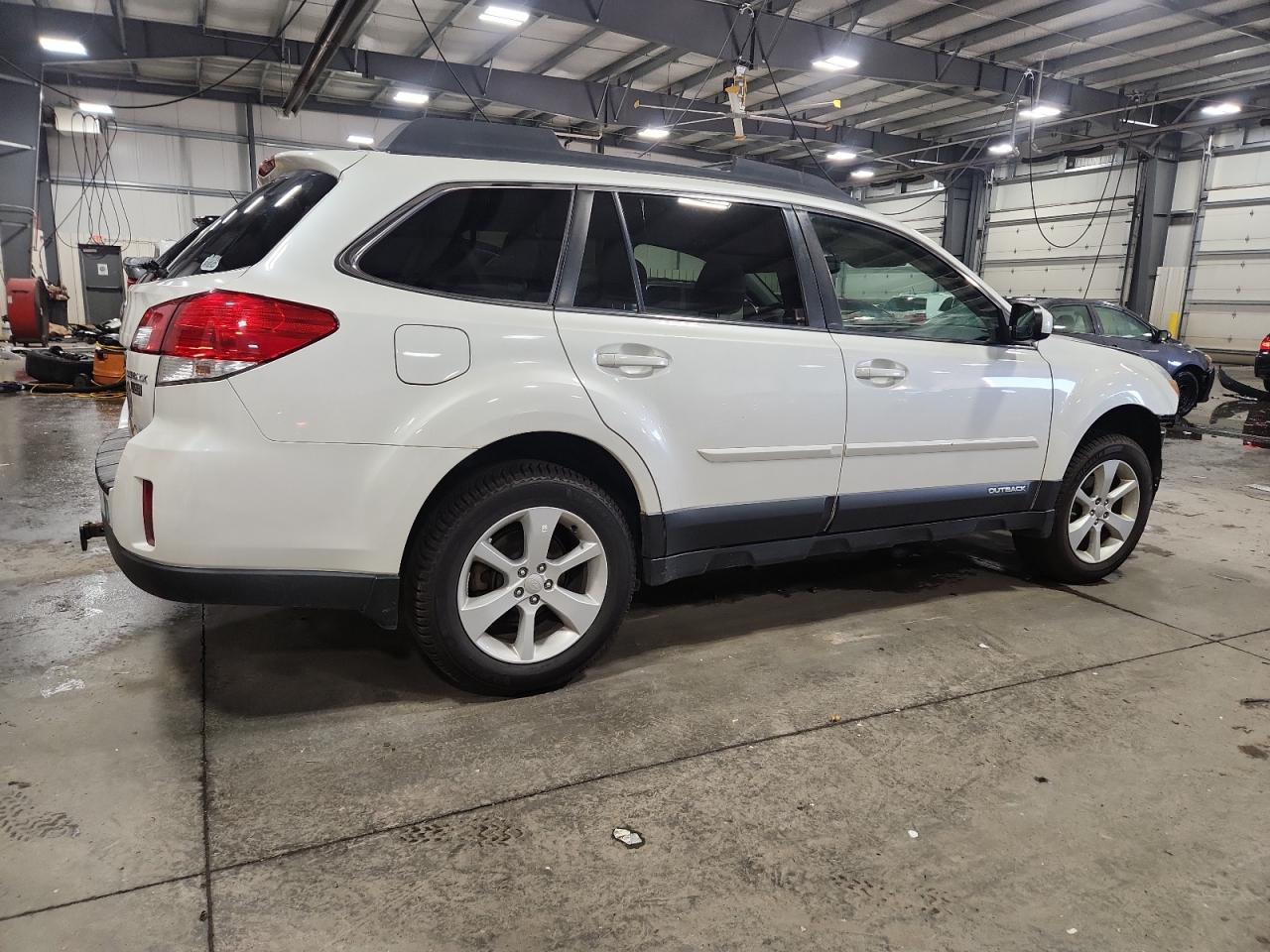 SUBARU OUTBACK 2.5I PREMIUM