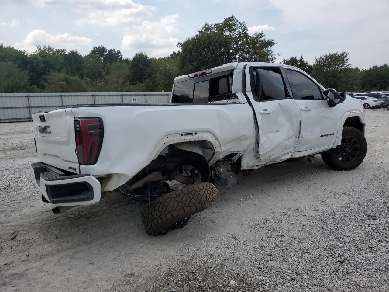 GMC SIERRA K2500 AT4