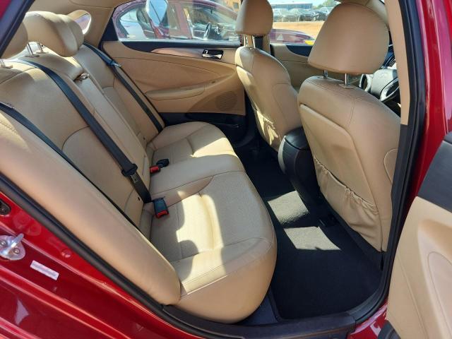 2015 HYUNDAI SONATA HYB KMHEC4A47FA119555