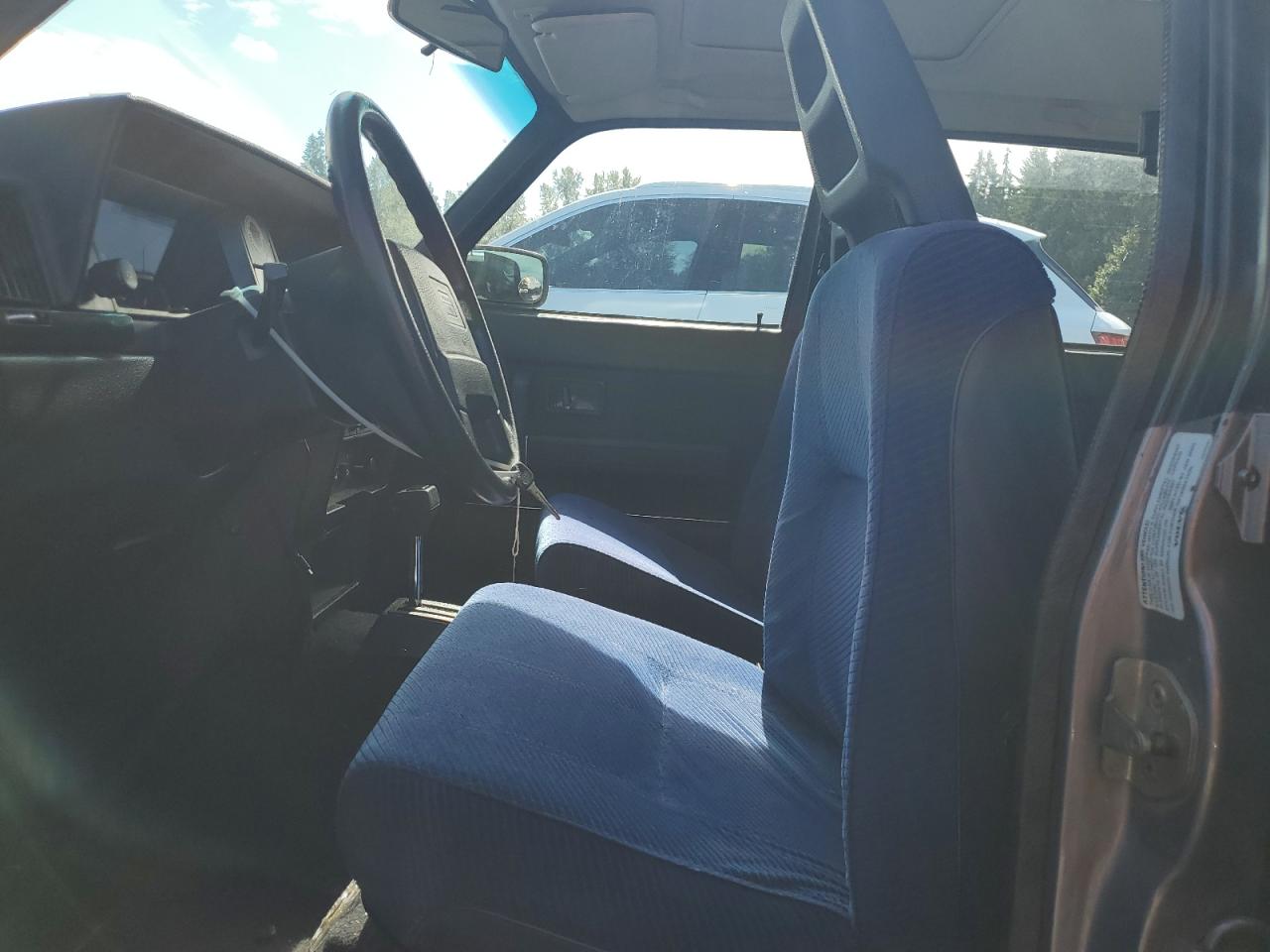 Lot #3308233211 1991 VOLVO 240