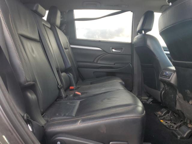 2018 TOYOTA HIGHLANDER 5TDJZRFH0JS882488