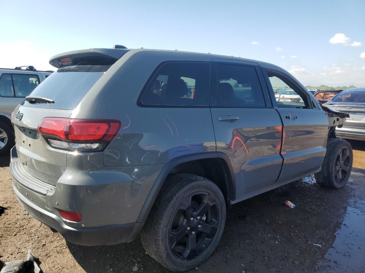 JEEP GRAND CHEROKEE LAREDO