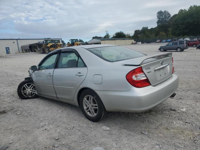 2002 Toyota Camry Le 4T1BE32K52U615869 photo 1