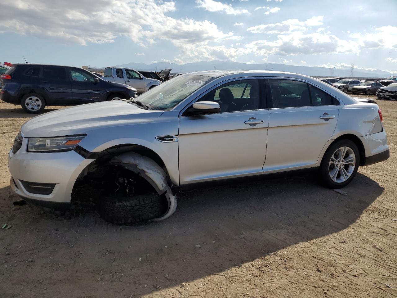  Salvage Ford Taurus