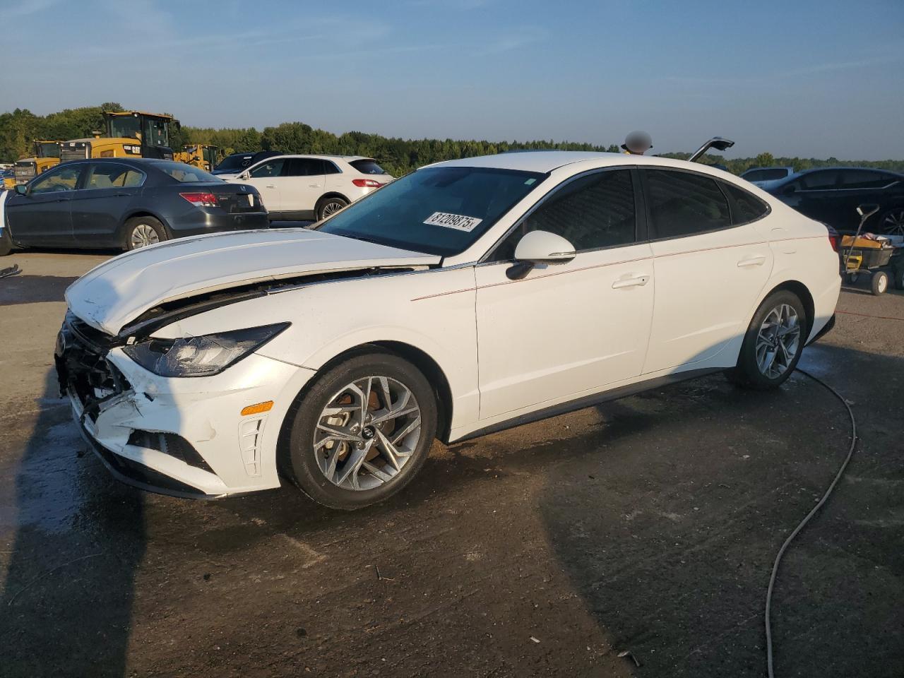  Salvage Hyundai SONATA