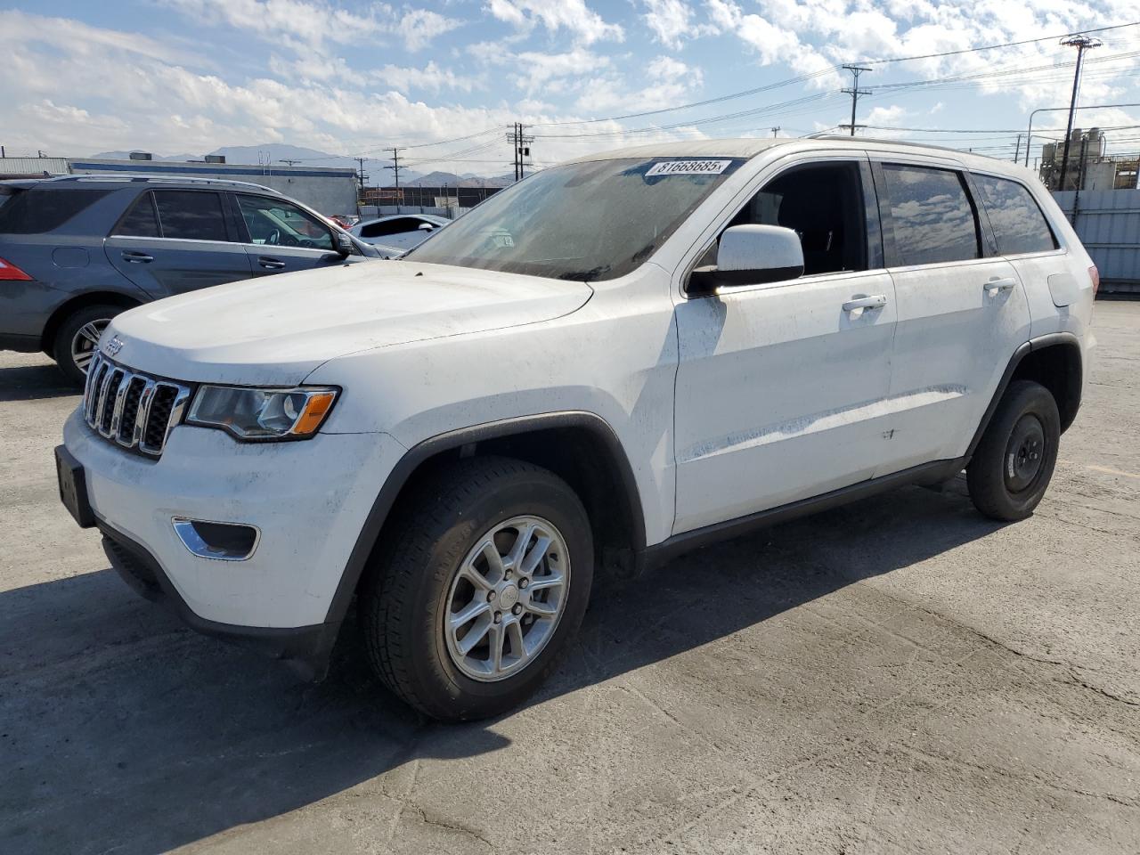 JEEP GRAND CHEROKEE LAREDO