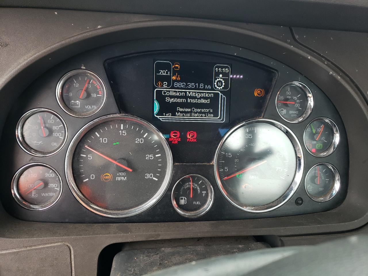 Lot #3267128134 2016 KENWORTH T680