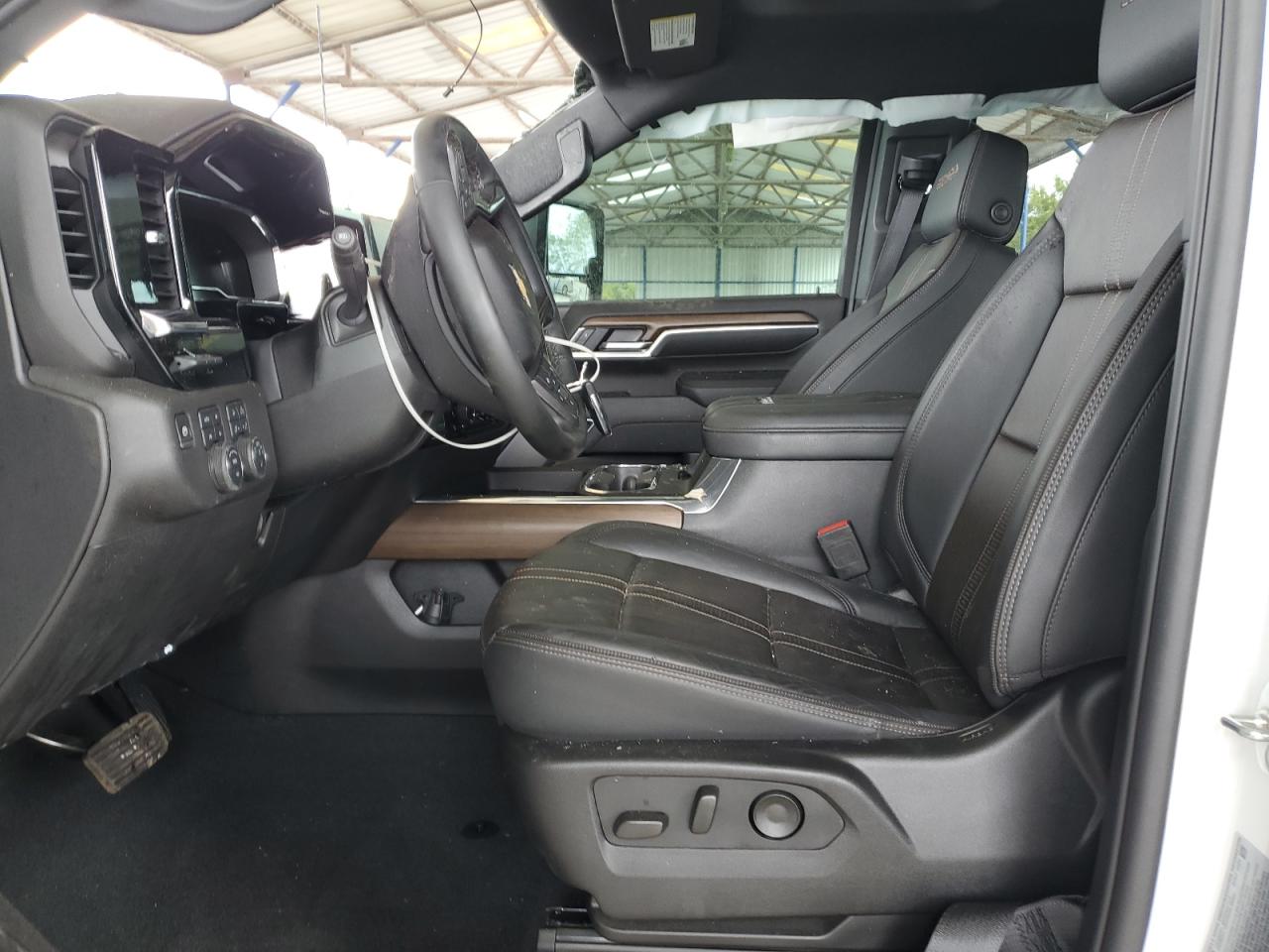 CHEVROLET SILVERADO K2500 HIGH COUNTRY