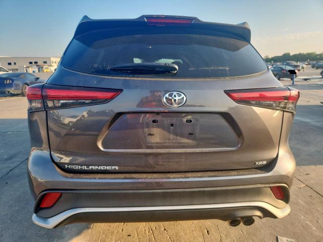2022 TOYOTA HIGHLANDER - 5TDJZRAH5NS098479