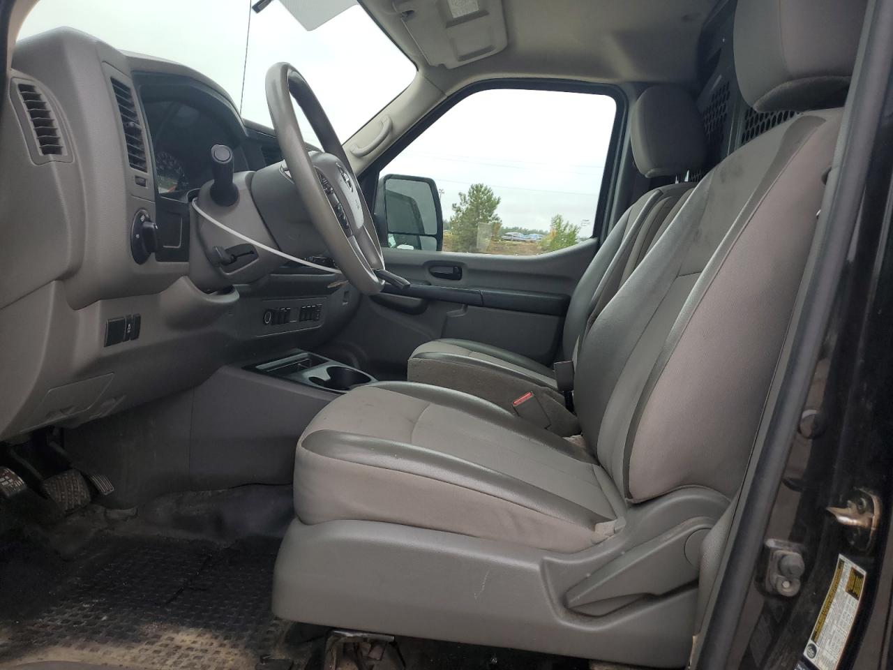 NISSAN NV1500 1500 S