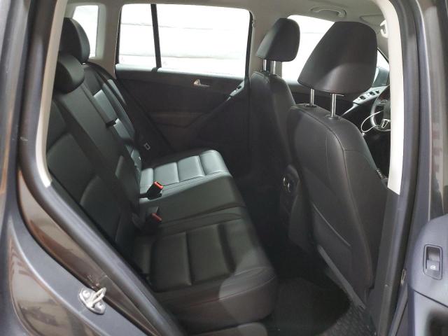 2016 VOLKSWAGEN TIGUAN S WVGBV7AX7GW525123