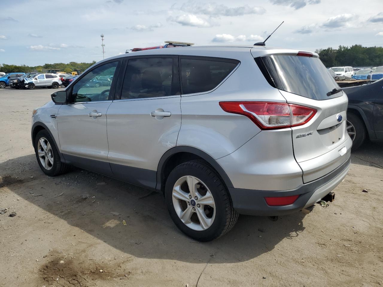 FORD ESCAPE SE