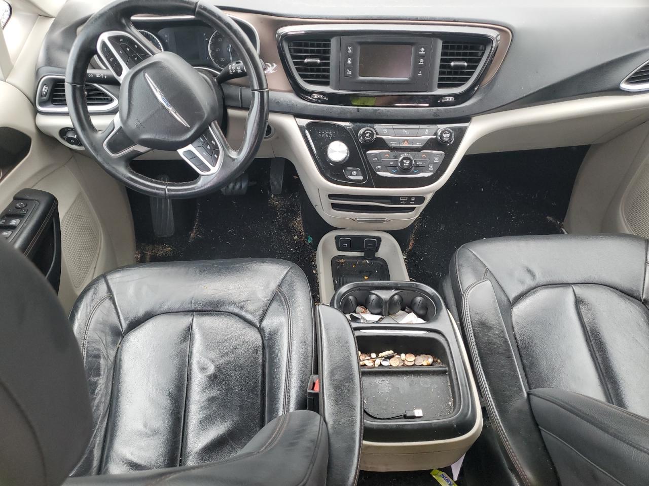 CHRYSLER PACIFICA TOURING L