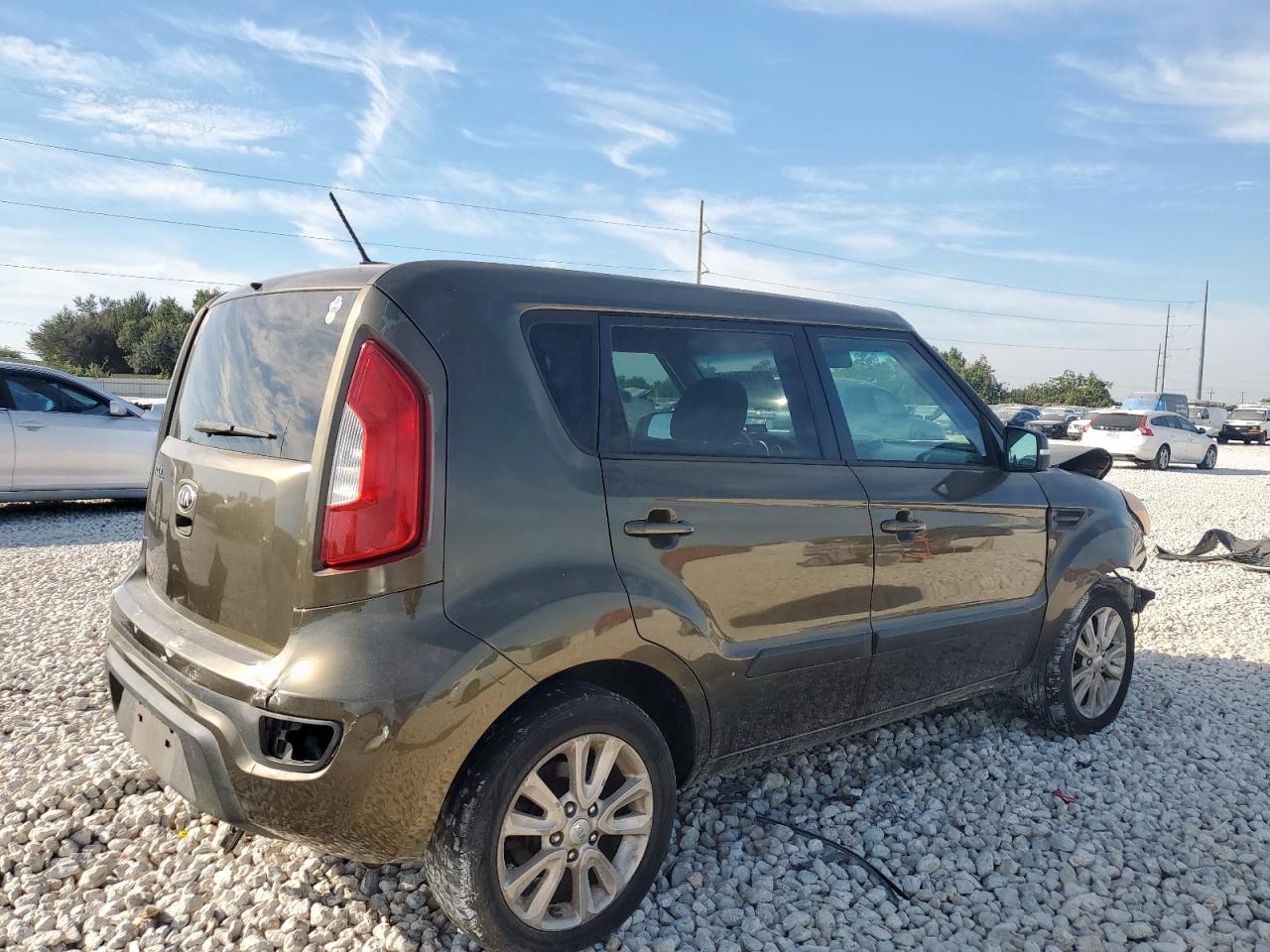 KIA SOUL +