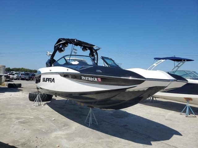 Global Auto Auctions: 2017 SUPRA MARINE LOT