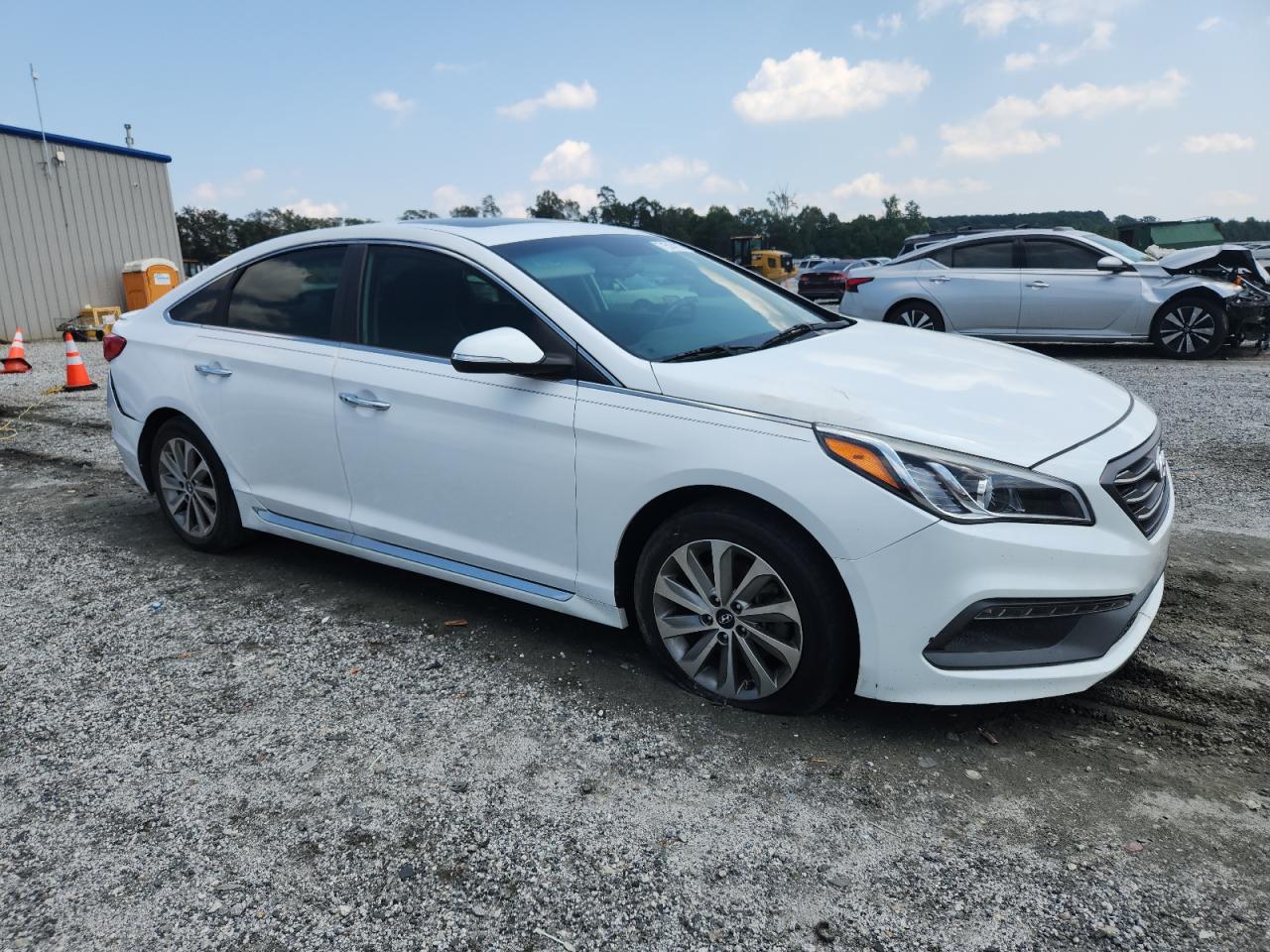 HYUNDAI SONATA SPORT