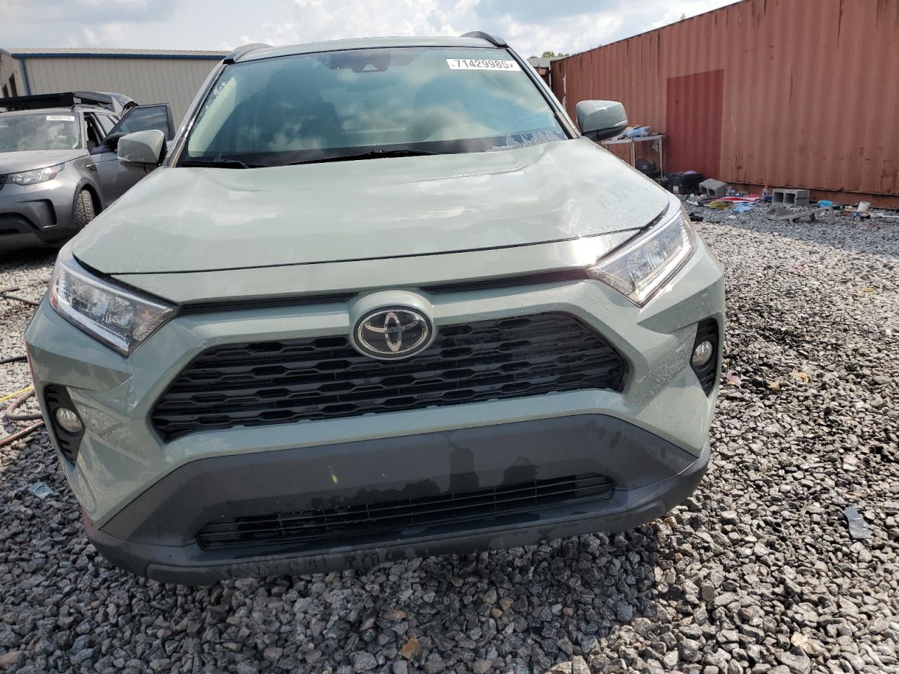 TOYOTA RAV4 XLE PREMIUM