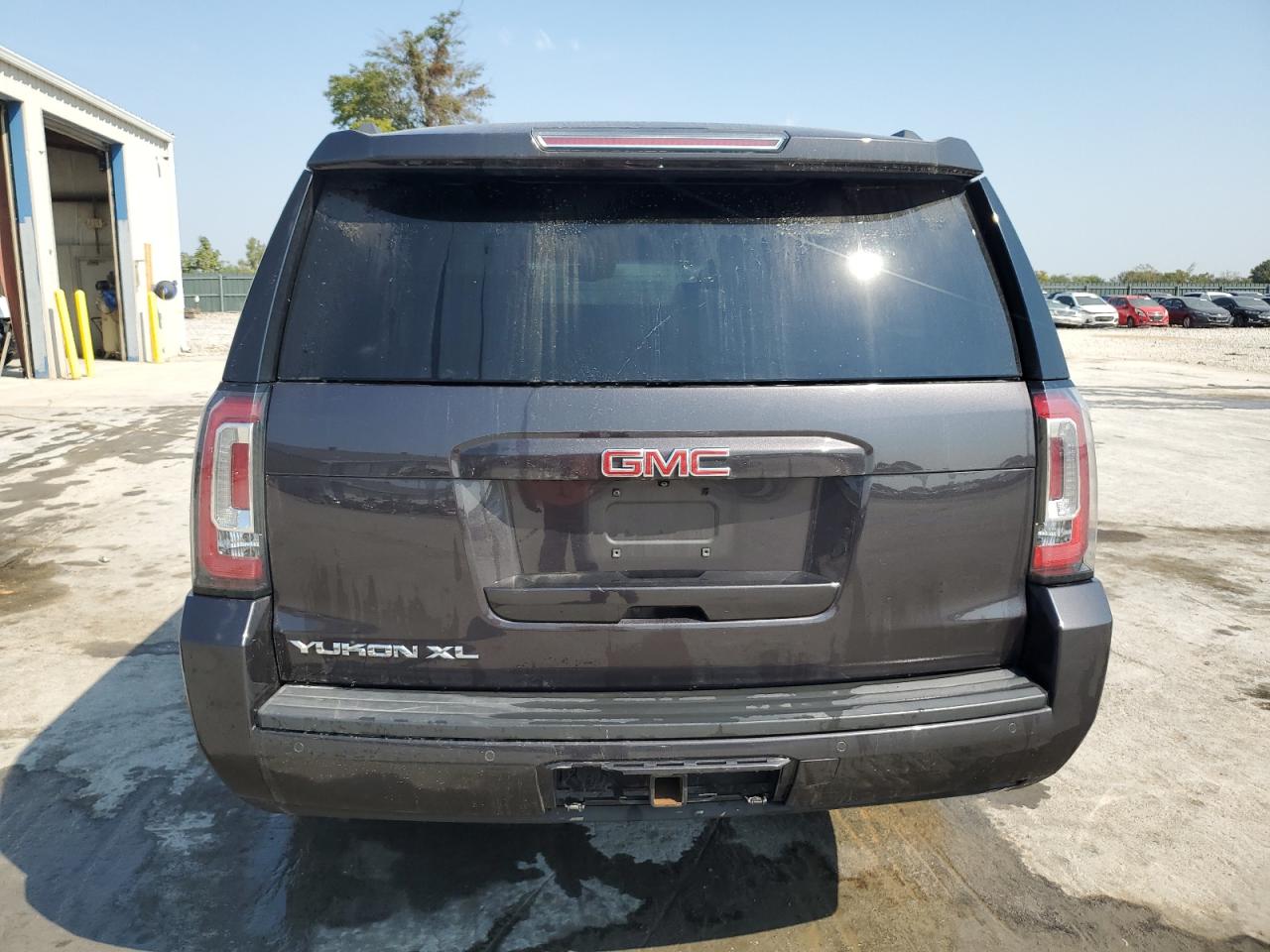 GMC YUKON C1500 SLT