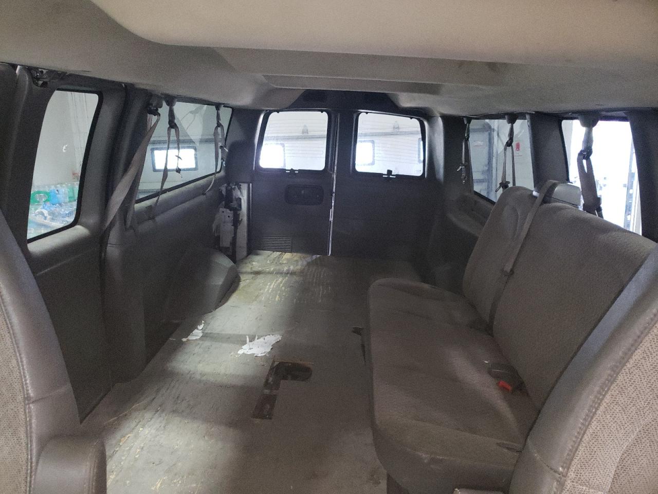 CHEVROLET EXPRESS LT