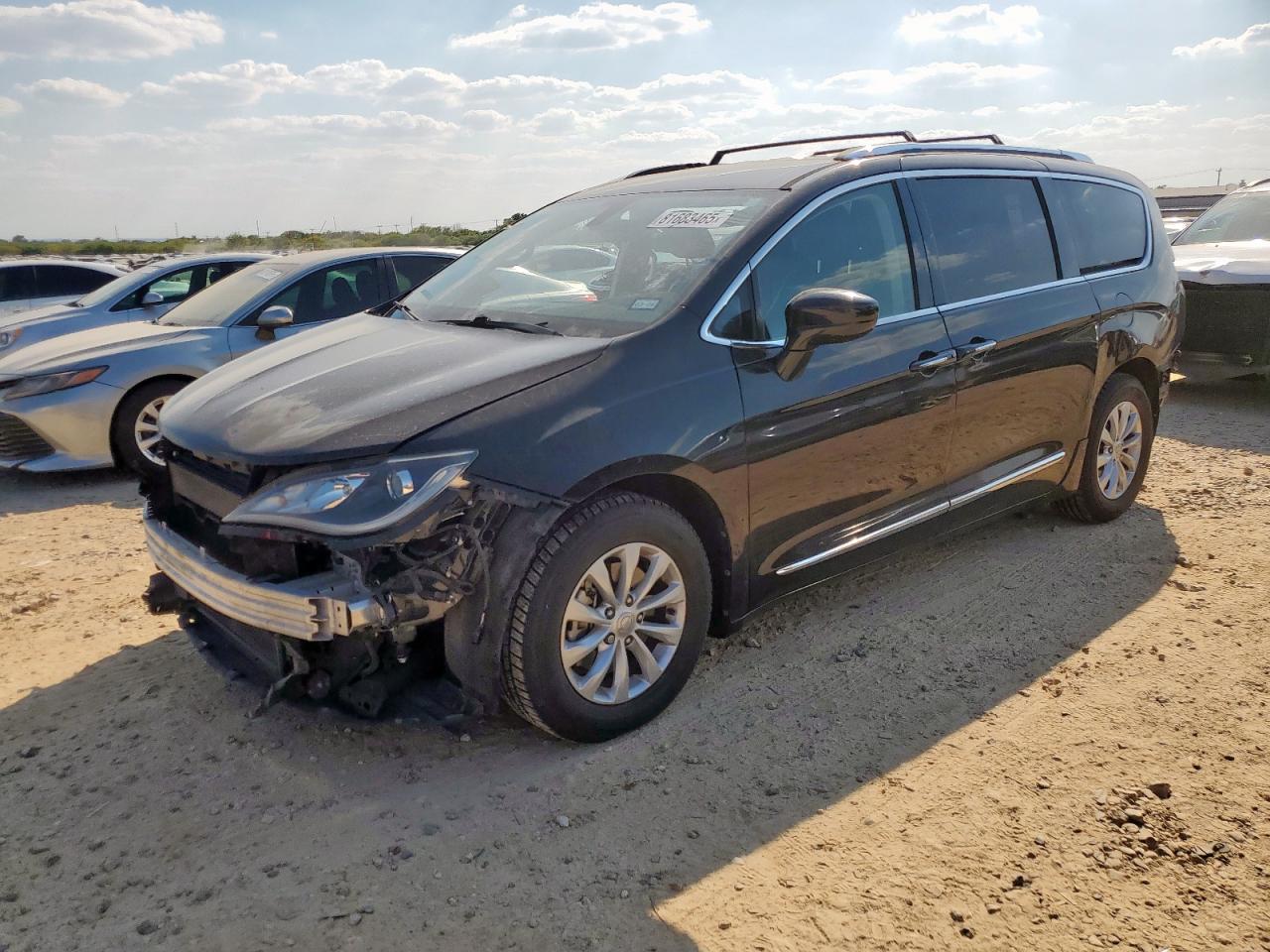 CHRYSLER PACIFICA TOURING L