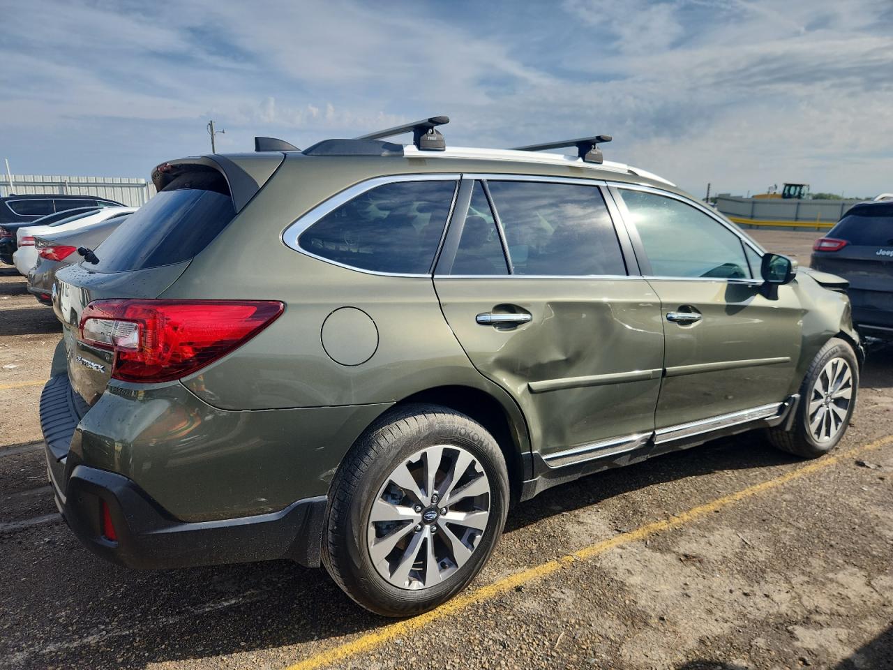 SUBARU OUTBACK TOURING
