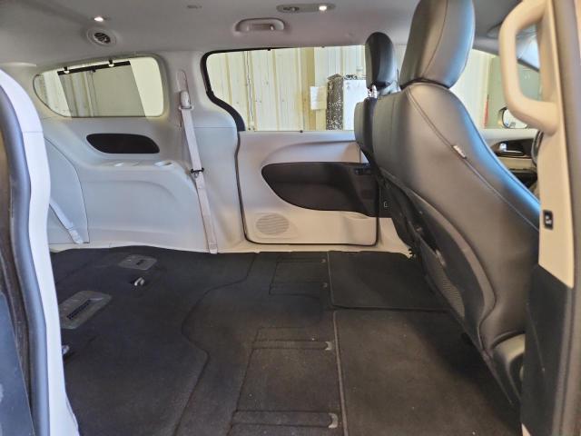 2017 CHRYSLER PACIFICA T - 2C4RC1BG8HR591212