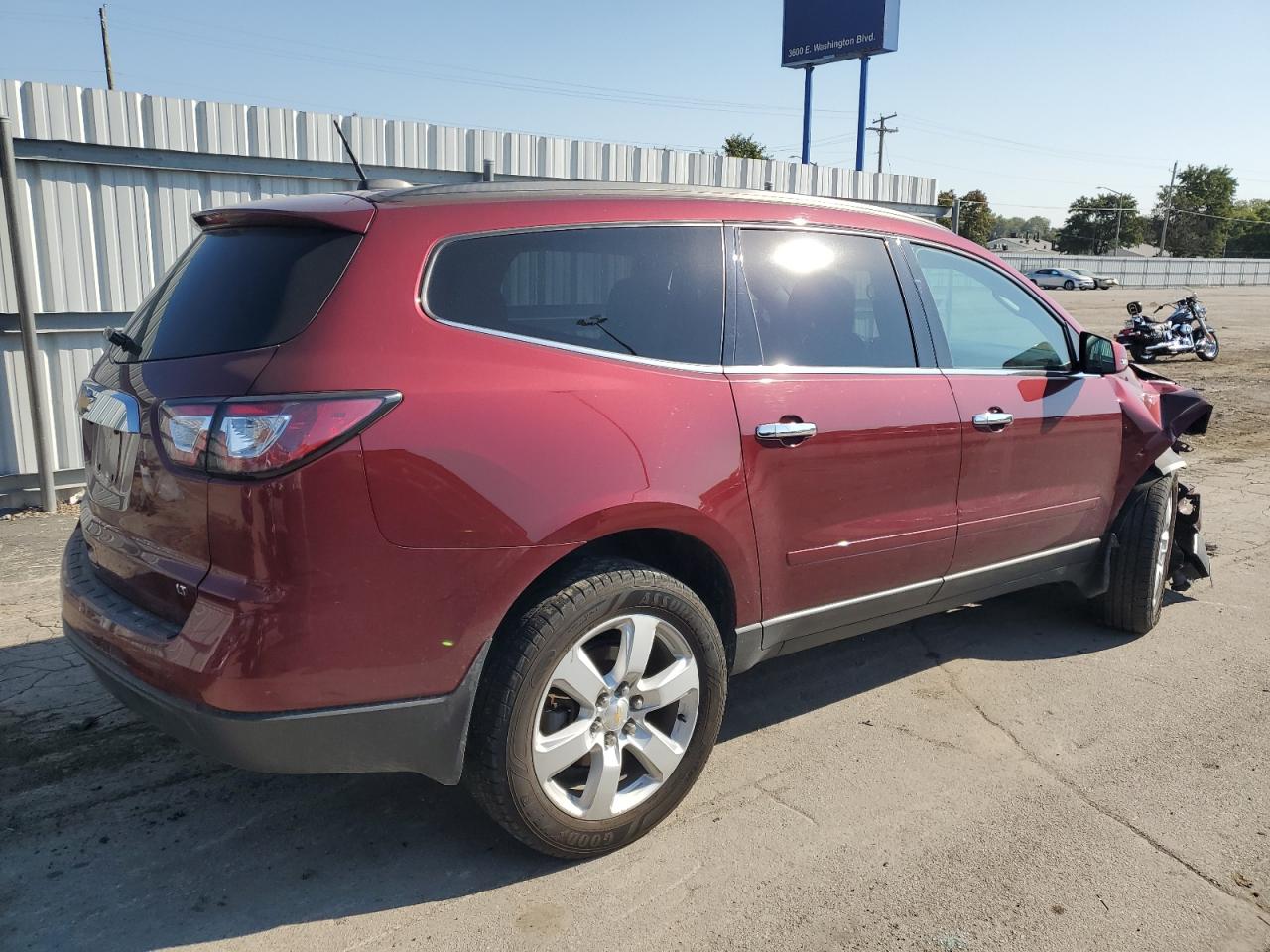 CHEVROLET TRAVERSE LT