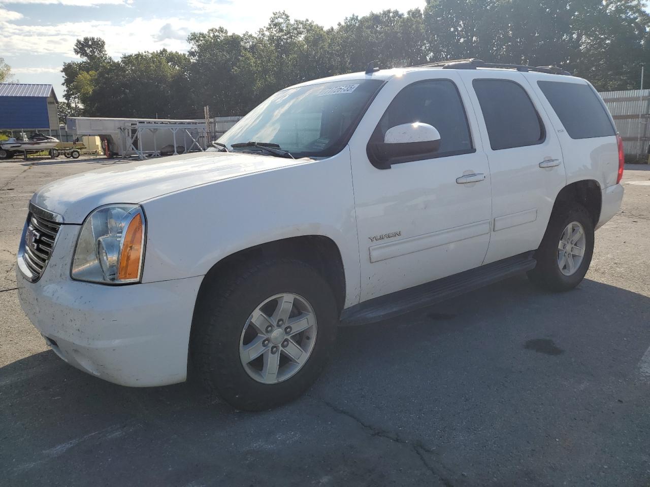 GMC YUKON SLT
