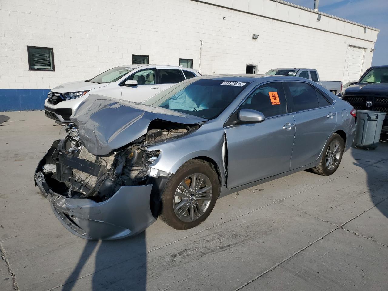 TOYOTA CAMRY LE
