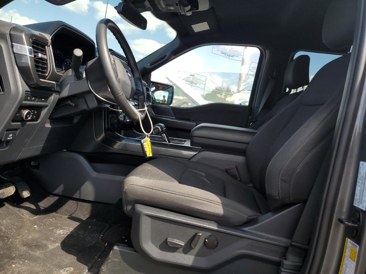 FORD F-150 SUPERCREW