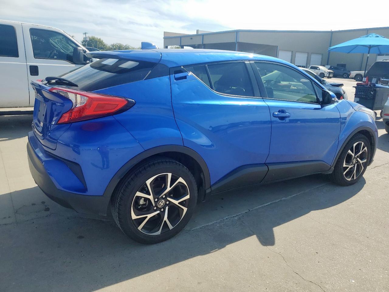 TOYOTA C-HR XLE