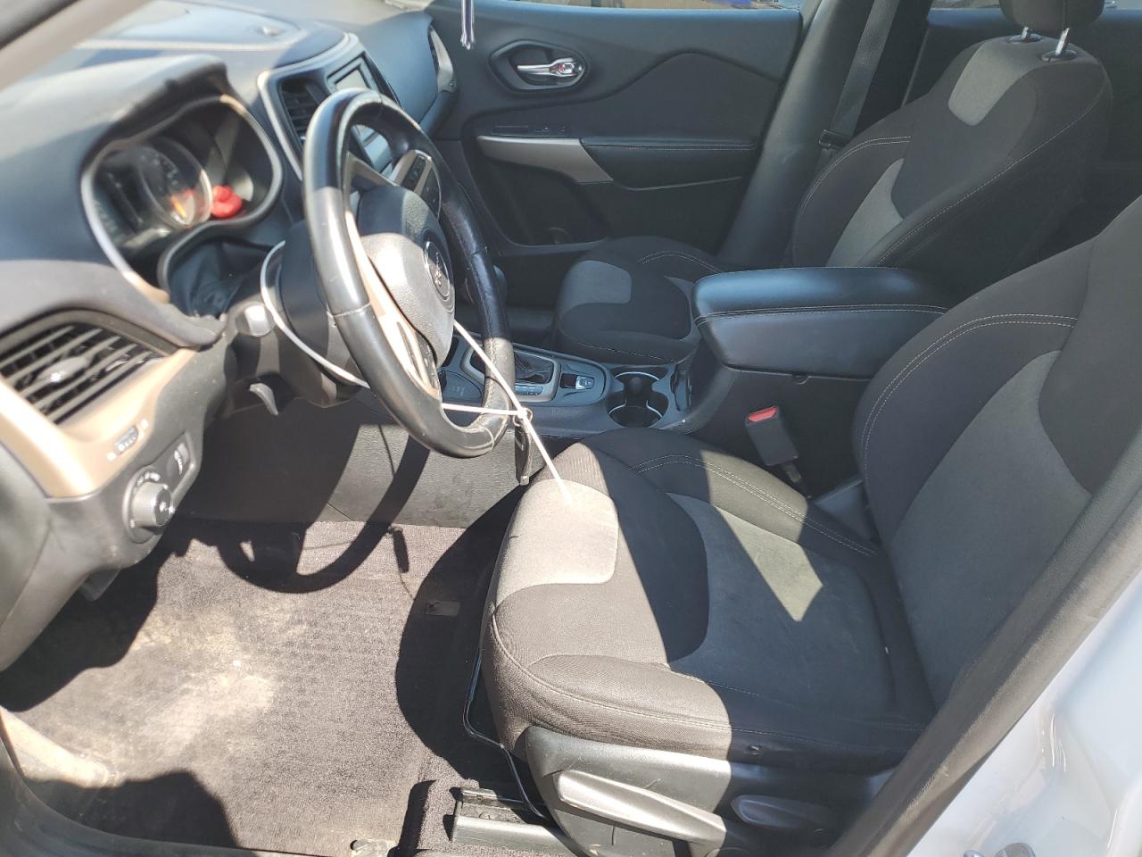 JEEP GRAND CHEROKEE LATITUDE