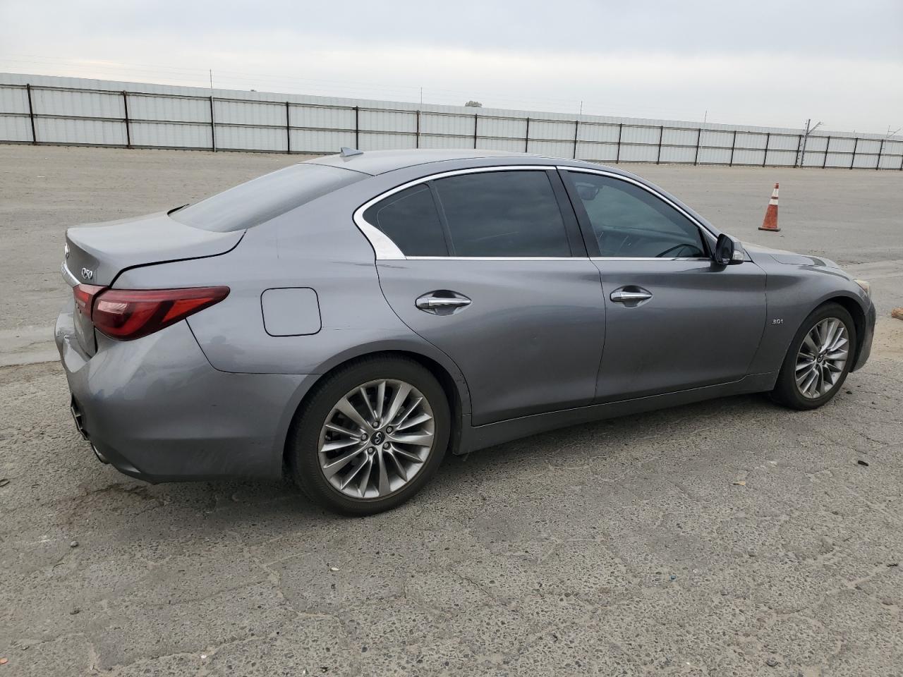 INFINITI Q50 LUXE