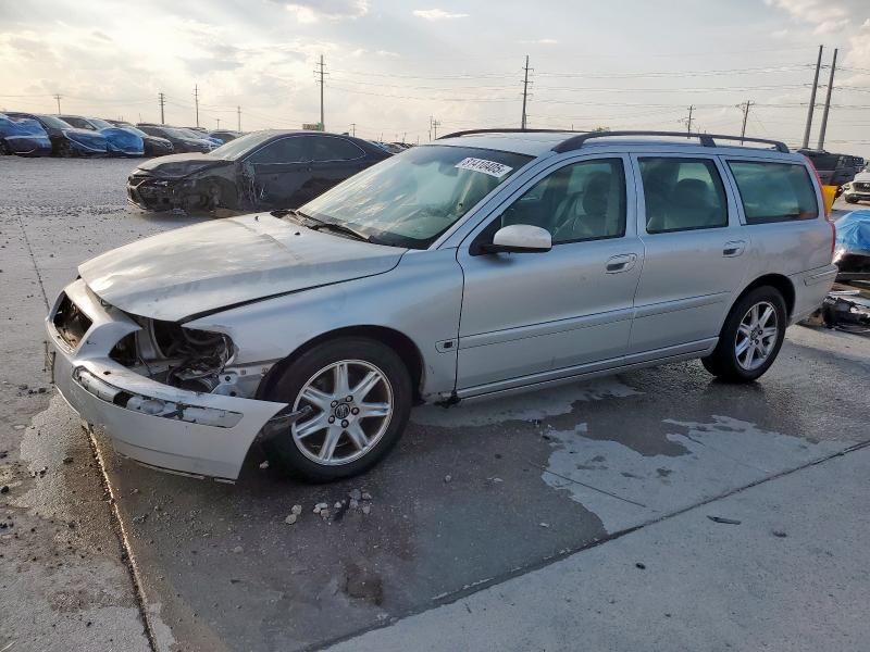 VOLVO V70 FWD
